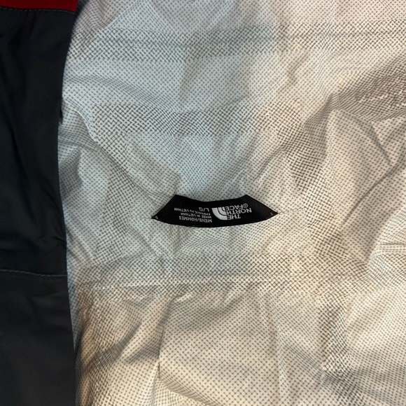 North face Rain shell - Picture 3 of 3